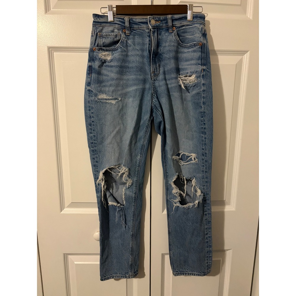 American Eagle Mom Jeans Women's 6 Light/Medium Wash Distressed High Rise